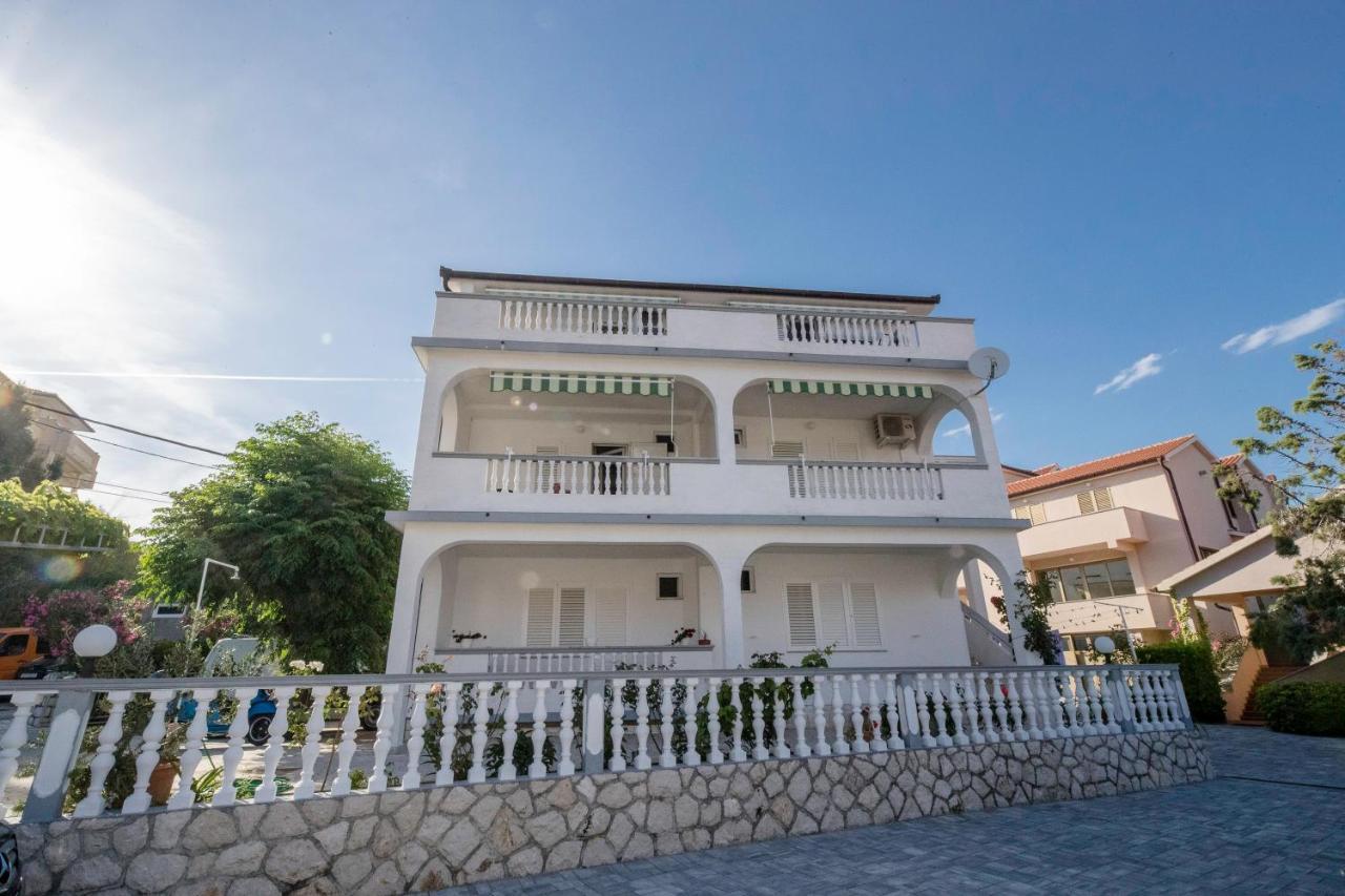 Apartmani Sanjin Tariba Supetarska Draga Exterior photo