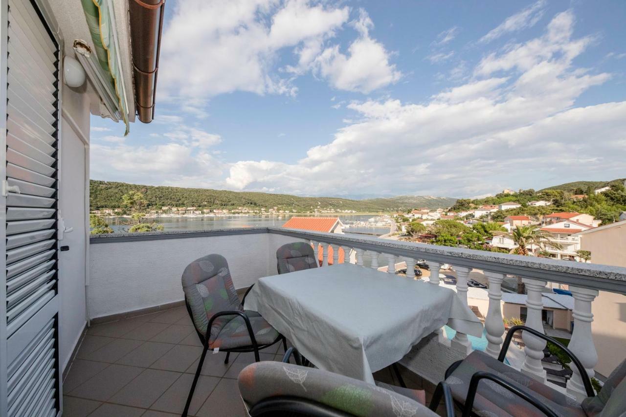 Apartmani Sanjin Tariba Supetarska Draga Exterior photo